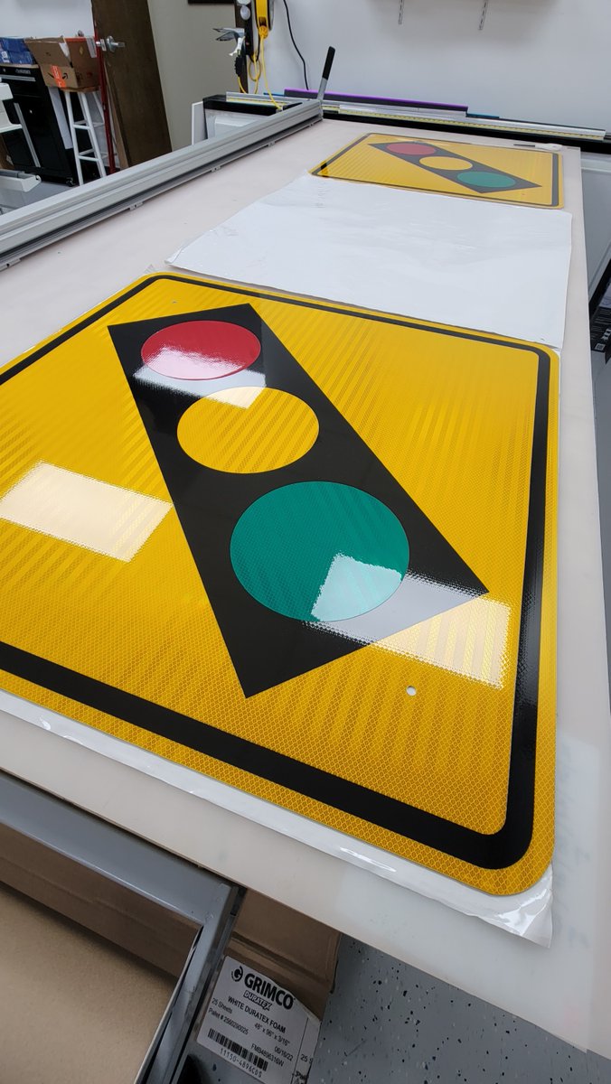 TuckerSummitCID's tweet photo. Image360 in Tucker has been a tremendous asset in our project to update and replace street signs in our district. https://t.co/Tq9rUIjWbQ