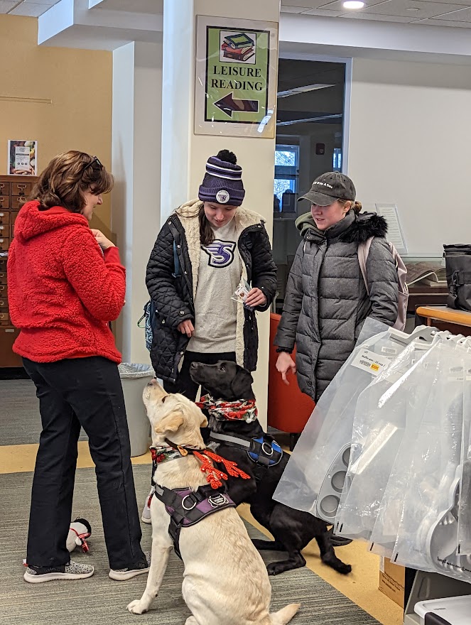 macphaidin_lib's tweet image. Thank you to all who participated in our
#5DaysOfFinals events - including our movie trivia
winner Jack Whelan! Swipe to see pics from
Wednesday&apos;s #PetTherapy with Henry and Lola.

Have a great winter break!

#MacphaidinLibrary #StonehillLibrary
#EndOfTheSemester #FinalsAreOver