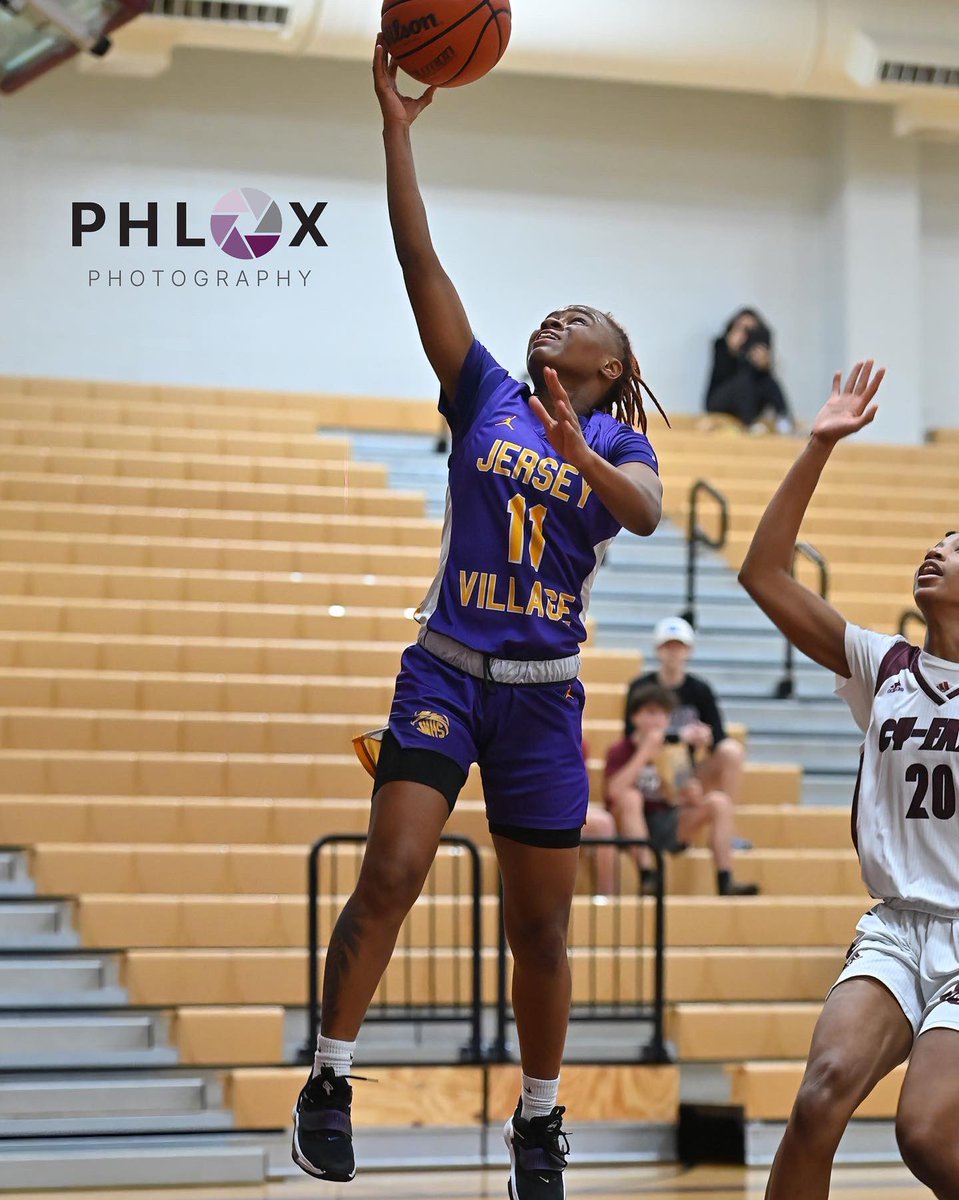 vypesideline's tweet photo. Jersey Village vs Cy-Fair Varsity photos are up!! Check out these awesome action shots at https://t.co/p8kpcoACoS 💨💨

#sportsphotography #sportsphotographer #maxprepssports #girlsbasketball #highschoolgirlsbasketball #cyfairgirlsbasketball #cyfairhighschool #cyfairbasketball https://t.co/zMUT9HOq37