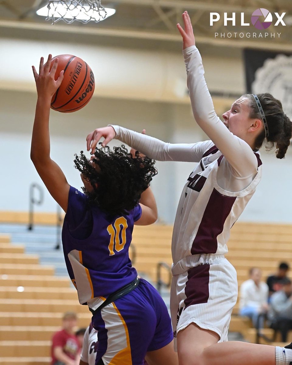vypesideline's tweet photo. Jersey Village vs Cy-Fair Varsity photos are up!! Check out these awesome action shots at https://t.co/p8kpcoACoS 💨💨

#sportsphotography #sportsphotographer #maxprepssports #girlsbasketball #highschoolgirlsbasketball #cyfairgirlsbasketball #cyfairhighschool #cyfairbasketball https://t.co/zMUT9HOq37
