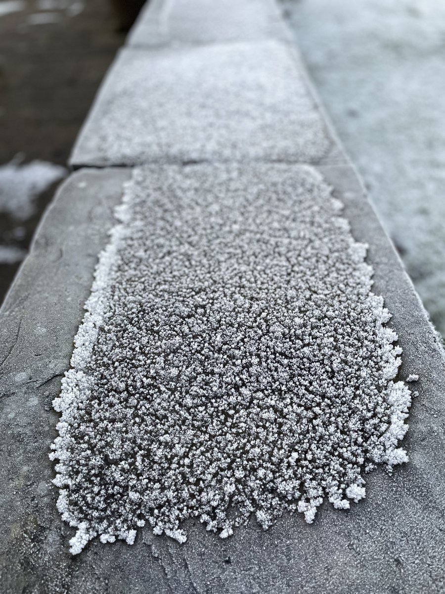 Helenus_'s tweet image. Thursday #veryveryfrozen #icepatterns #Cheshire