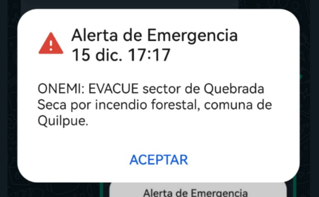cigomezc's tweet photo. Alerta de emergencia ha llegado a mi celular y sigue llegándome #incendio #quilpue #onemi https://t.co/6pfBMf9H7T