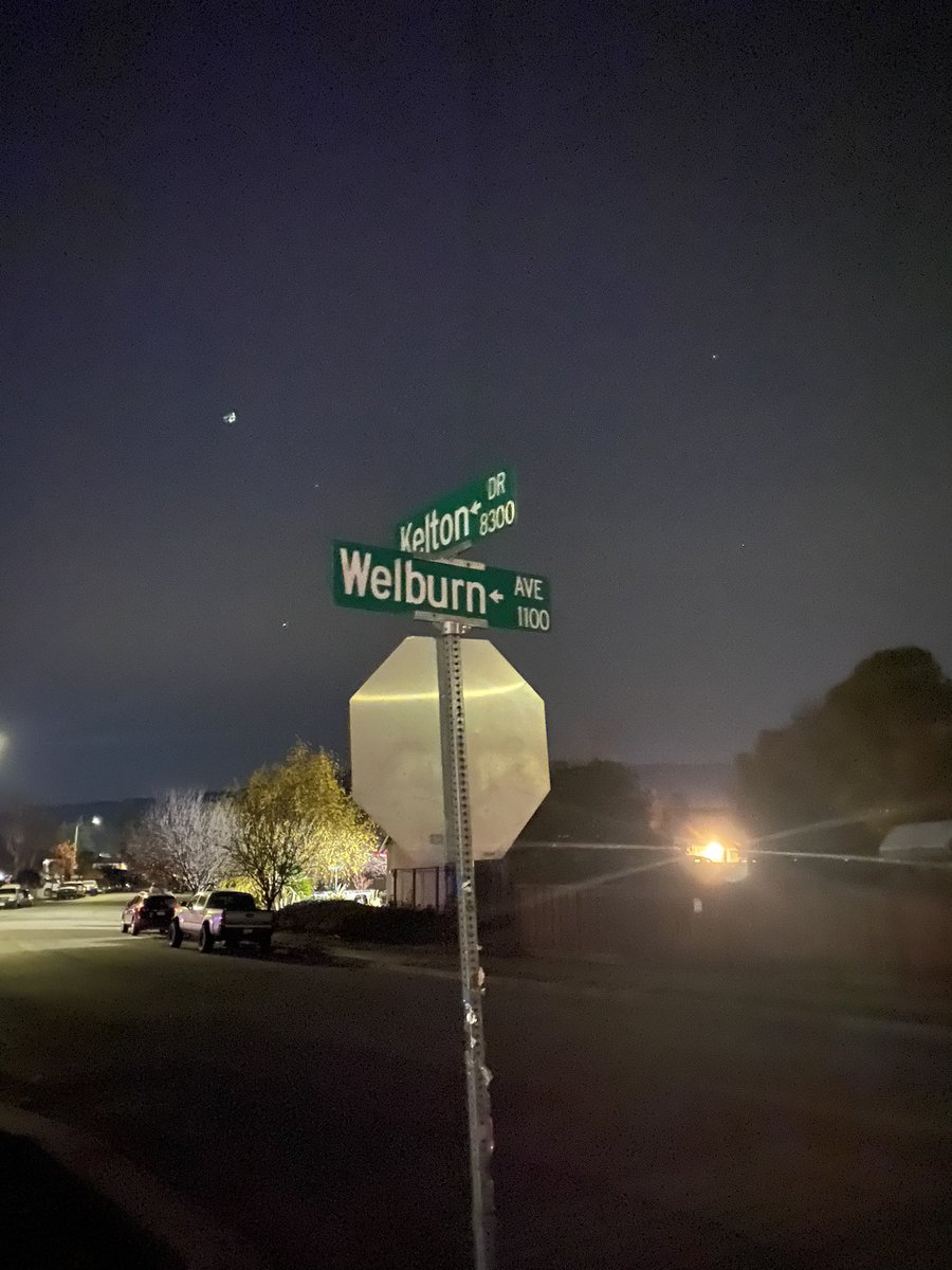 JHaze87's tweet image. Gilroy there seriously is a major need for a walkway/crosswalk on Welburn and Kelton! #DoBetterChallenge  @CityofGilroy