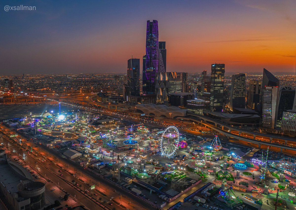 SalmanFahadx's tweet photo. مشاركتي بمسابقة 
•
#صورة_الموسم 
لِـ #موسم_الرياض 🎉
•
@RiyadhSeason https://t.co/eLcOGApawl