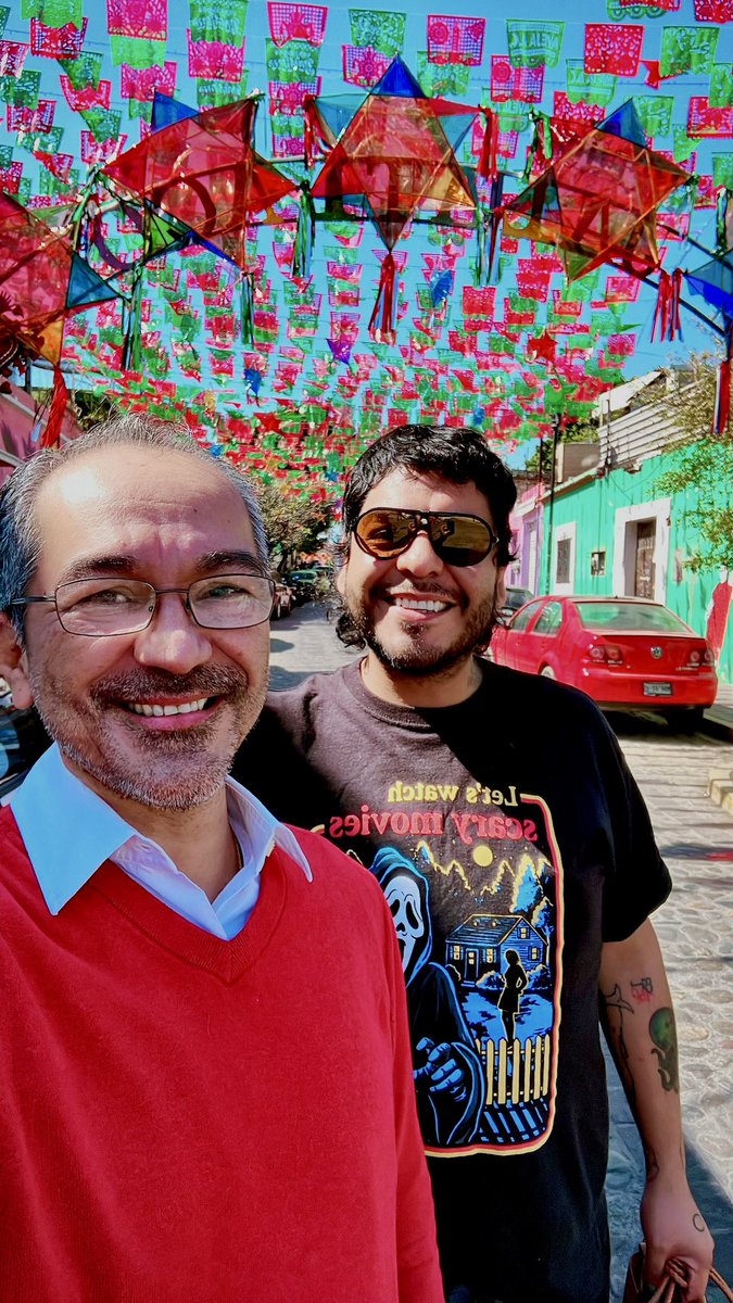 Fermangazo's tweet photo. Porque celebridad, actualizándose, celebrando 🥳 la vida y las ganas !! #Amistadesamadas #Pompi #Evalma #Elfy https://t.co/4uXwTZk0od