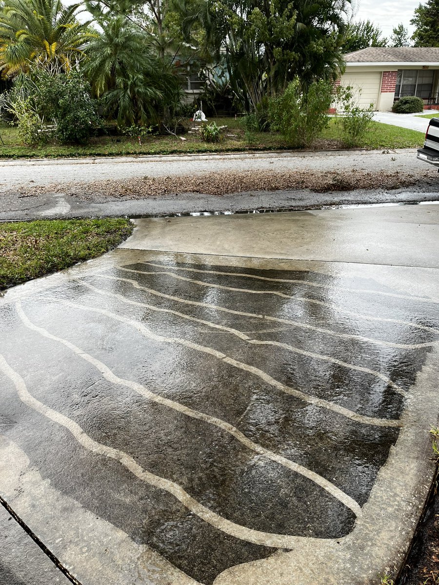 JakeRavis's tweet image. Job #2