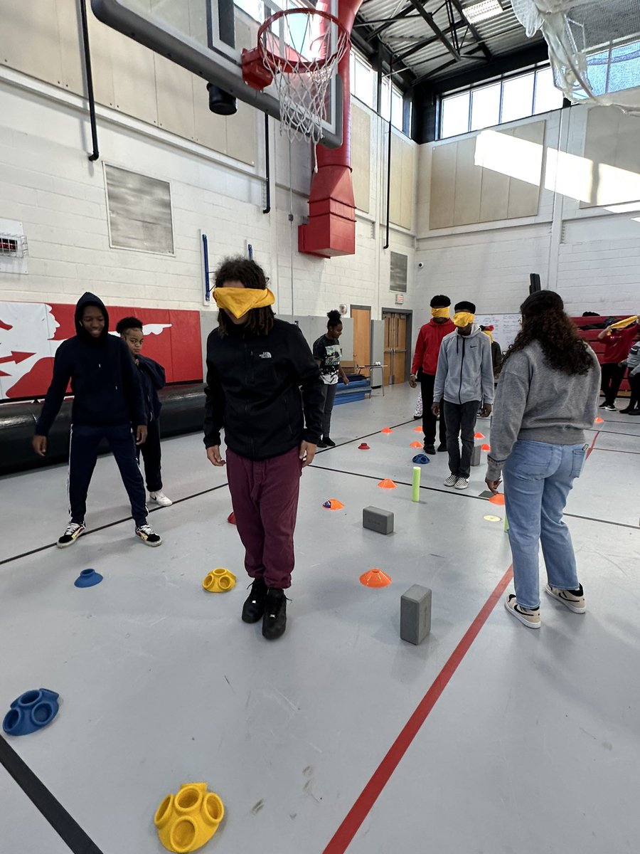 mgustray's tweet photo. It always brightens my week witnessing kids stepping out of their comfort zones &amp; supporting each other along the way #SEL #PhysEd https://t.co/Ps9rEhH09j