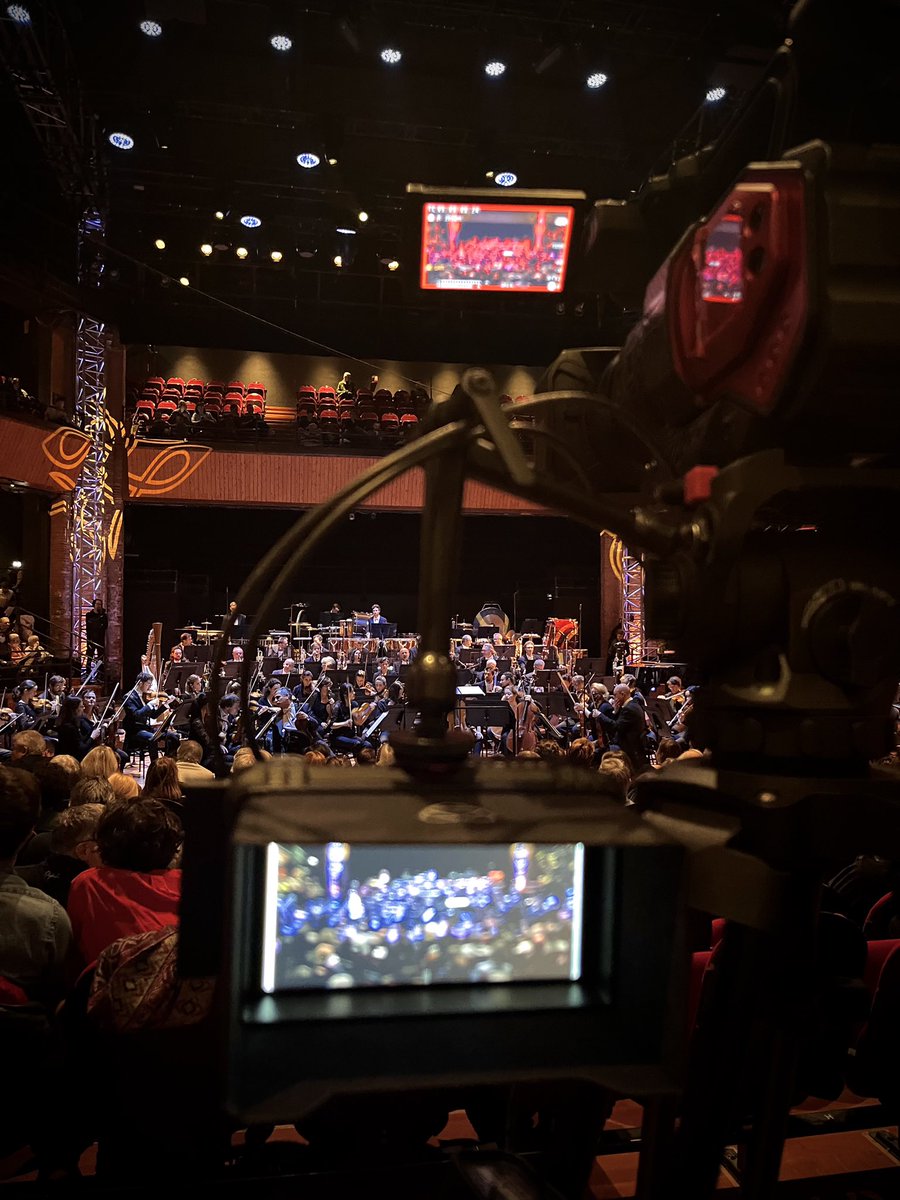 🎥 Ça tourne : ce soir superbe concert de l’<a href="/ONCT_Toulouse/">Orchestre national du Capitole</a> capté en vidéo pour rediffusion sur YouTube et par <a href="/radioclassique/">Radio Classique</a> avec le soutien d’Aïda 🎙️