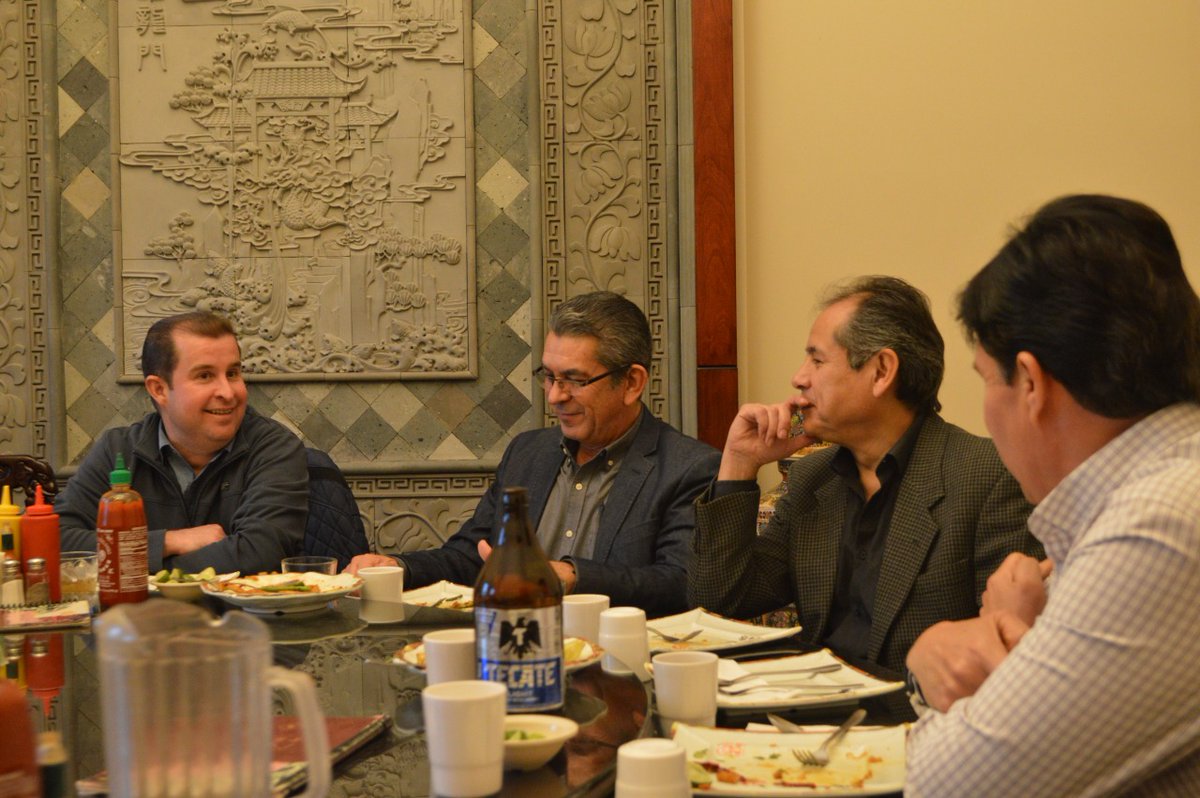 El día de ayer nuestra Mesa Directiva se dio cita a la comida navideña presidida por nuestro líder industrial, Alberto Sánchez <a href="/prescanacintra/">Alberto Sánchez Torres</a>  quien les agradeció el compromiso y apoyo a favor de la industria y la comunidad mexicalense. #VisiónDeFuturo #industriales