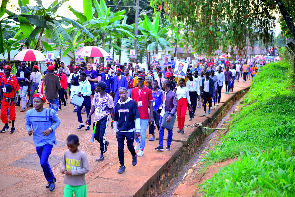 koholowafula's tweet image. Today,I managed to fully nominate as Guild Presidential Candidate.I extend my vote of applause to the students of @kyambogou for taking part in the Radical march to the nomination grounds.Victory belongs to us; Indeed we are the @NupUg!