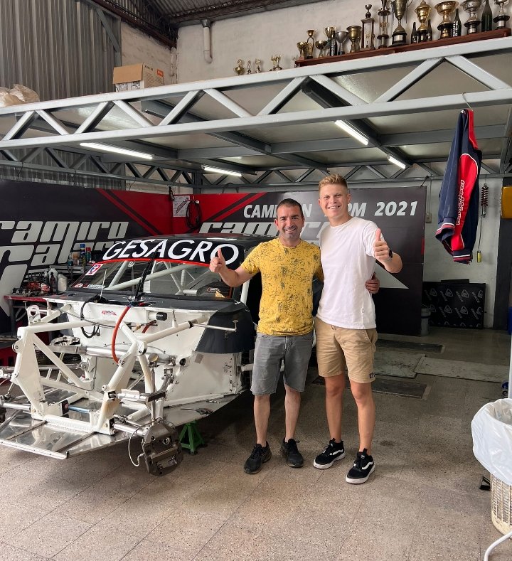 Dupla para pelear el campeonato! 
<a href="/matiascravero1/">mati cravero</a> se suma al #TCMouras con una Dodge de <a href="/ramigalarza/">ramiro galarza</a> 
👏👏👏💪😜🤙