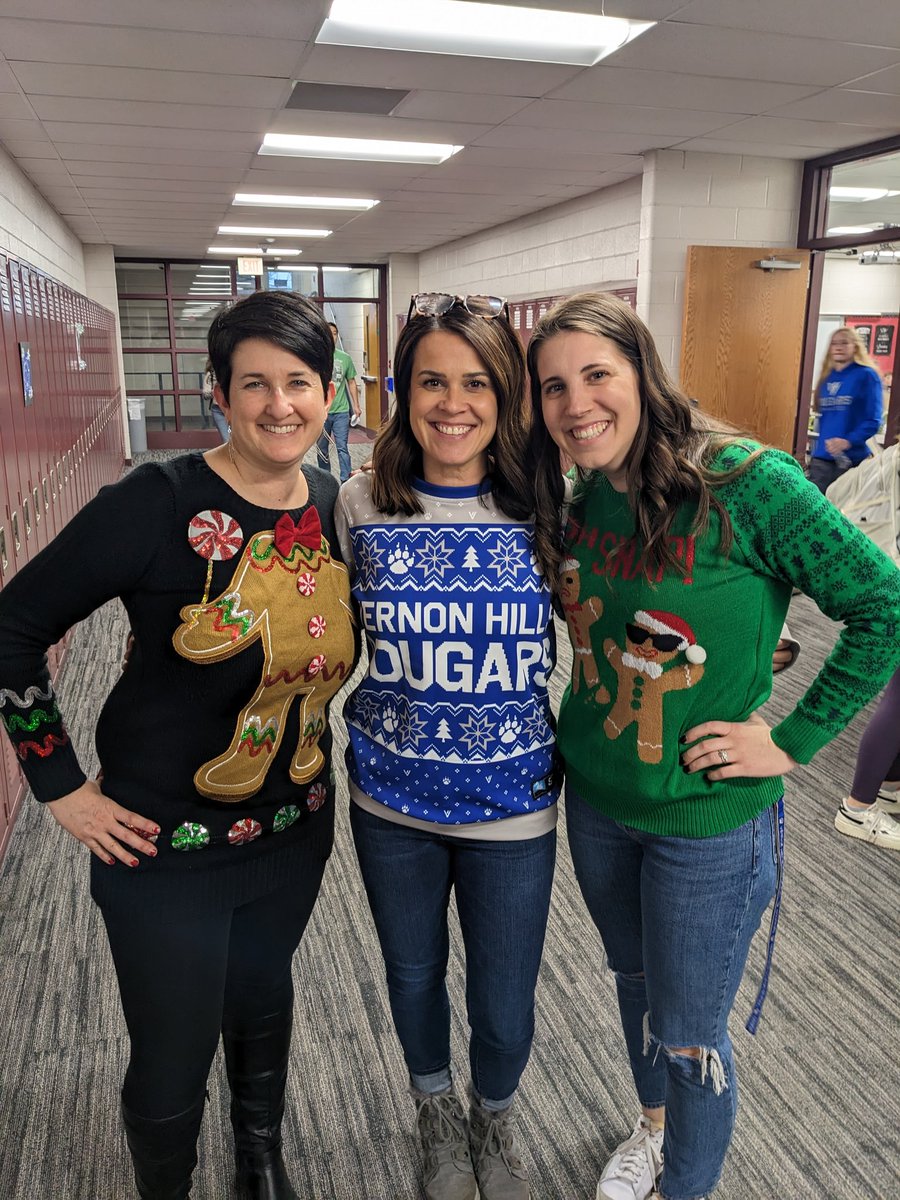 Algebra 2 Team showing holiday spirit to the nth degree! 🎄🕎💙🤍 <a href="/AllisonCiura/">Allison Ciura</a> <a href="/VHHSMath/">VHHS Math</a>