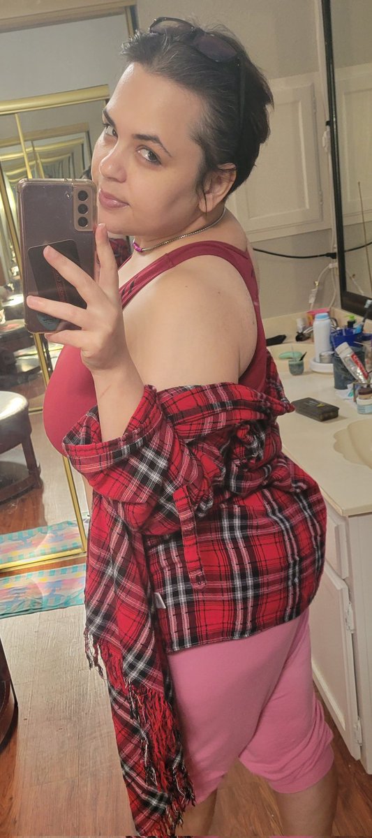 EliteBamboo's tweet photo. 😏💕 https://t.co/EsyakeVyEQ