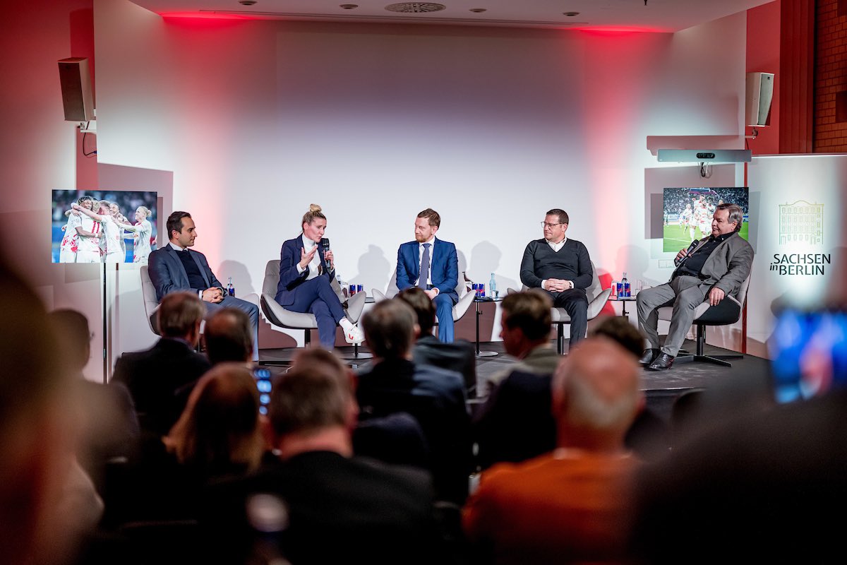 RB Leipzig tweet media