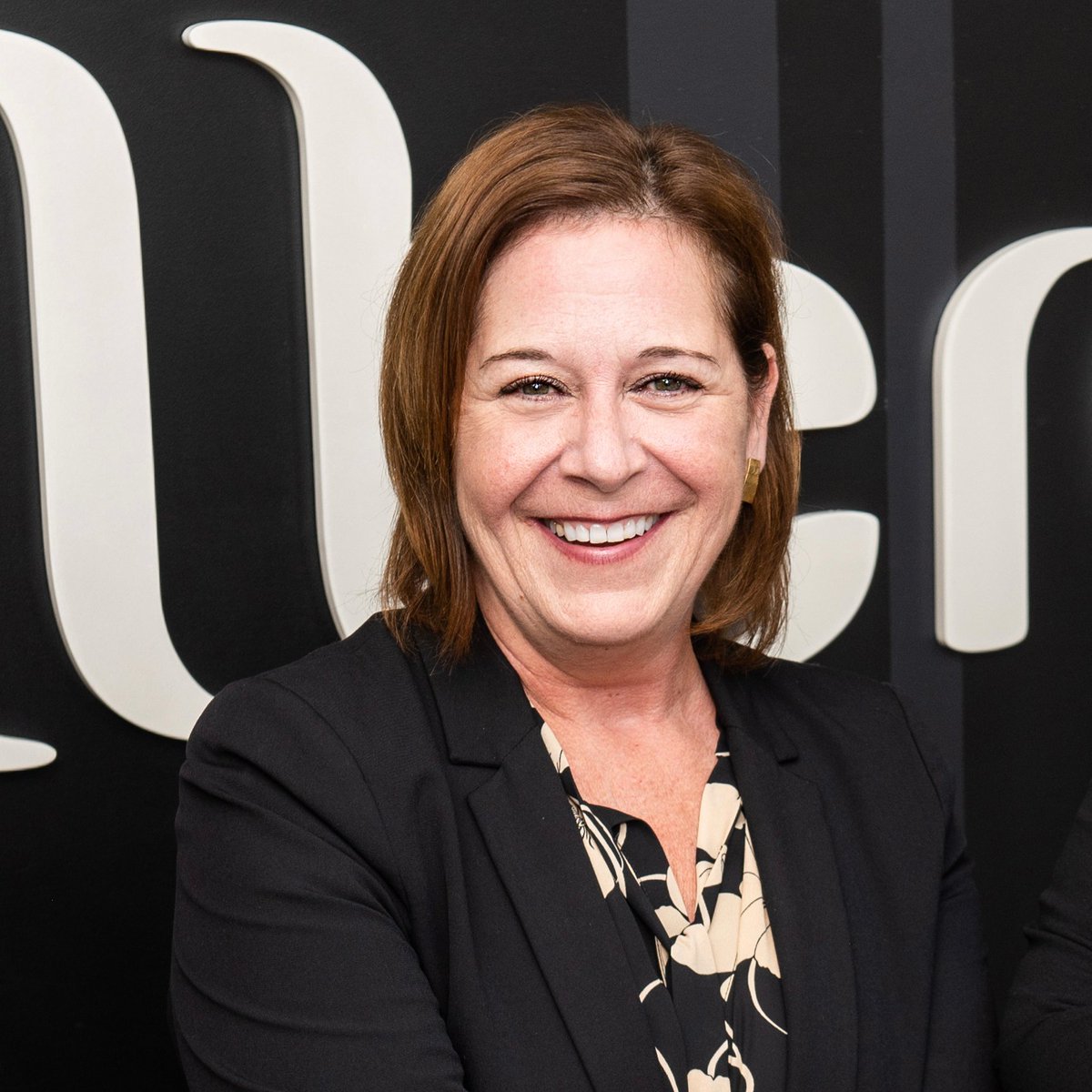 Le président du Conseil d'administration du  Musée POP, M. Marc-André Houle, est heureux d’annoncer la nomination de Mme Michelle Bélanger en tant que directrice générale du Musée POP. #nomination #muséesqc #cultureqc #museepop museepop.ca/nouvelles/nomi…