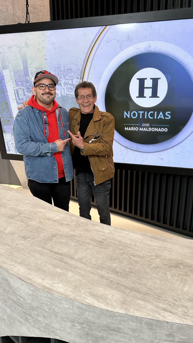 Gonyz's tweet photo. #Hoy en las #NoticiasDeLaMañana 

Nos visitó la leyenda #JesseConde, con quien platicamos de su carrera en el doblaje, así como su participación en #PinocchioMovie #Pinocho de @RealGDT --> https://t.co/g2E10HABid https://t.co/JjqaSHIUmS