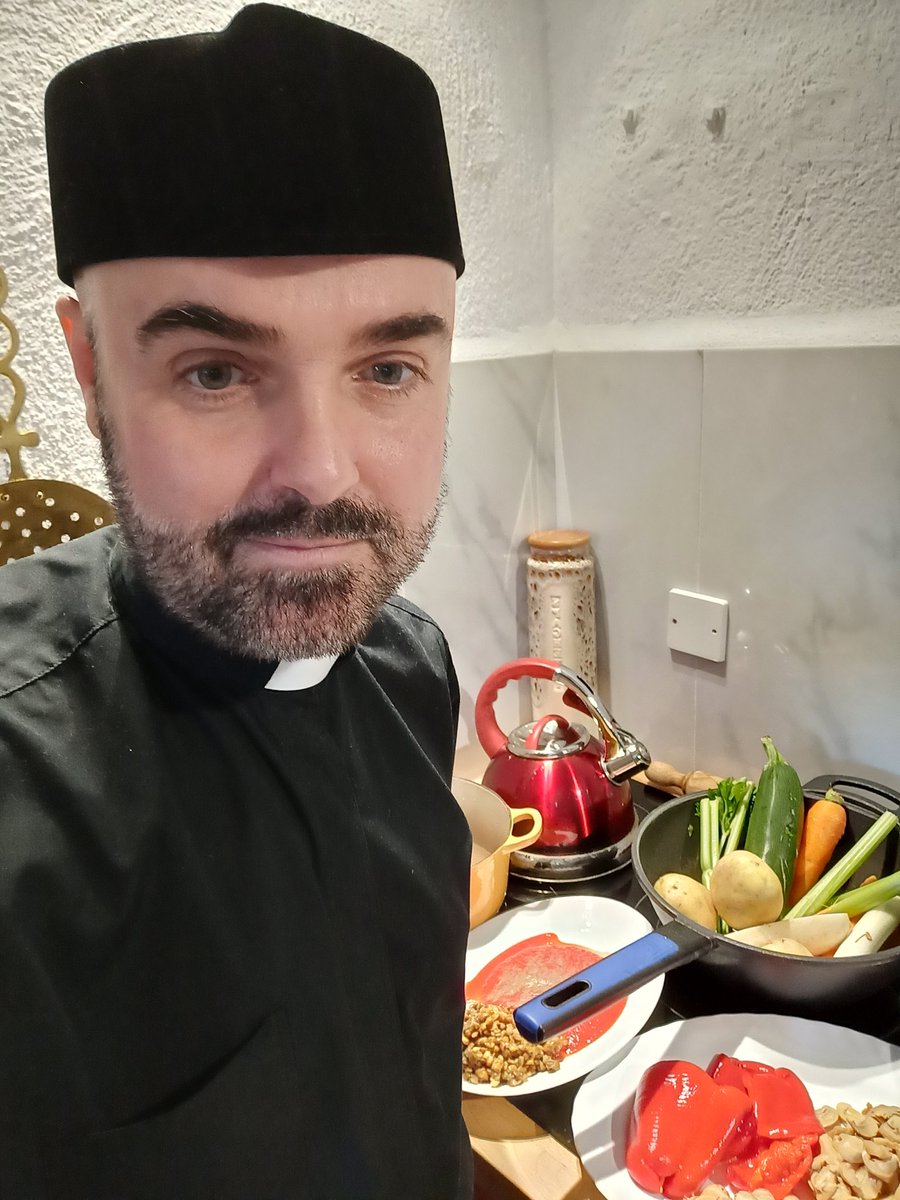 DesertPatriarch's tweet photo. Thursday vegan supper at the Andalusian Reformed Orthodox Church in keeping with the Nativity Fast as we prepare for Christmas Day January 7.
#Christmas #vegan https://t.co/uMnEoNGqEs