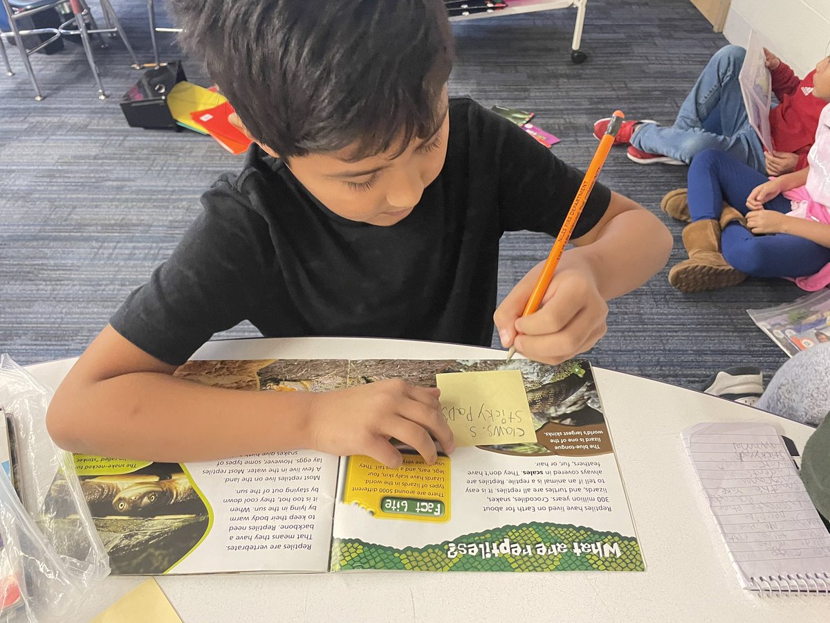 Ms. Mandik and I worked with <a href="/MarkTwainD63/">Mark Twain School</a> 1st graders in small groups using the “rally structure” to identify key words in nonfiction text and how those words help us to learn more about our topics.