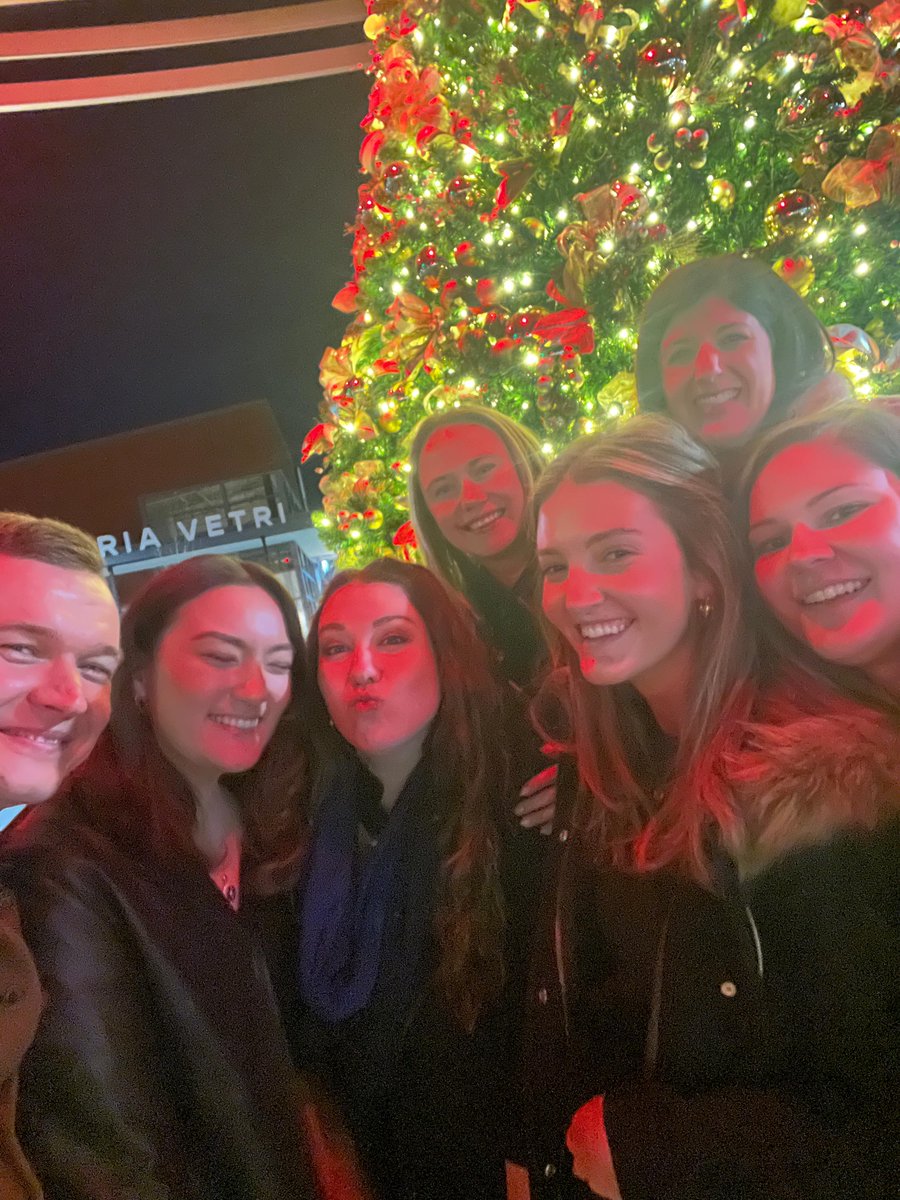 ElysiumMG's tweet photo. Celebrating the most wonderful time of the year with the most wonderful team! 

#holidaydinner #TeamElysium #marketingagency #CompanyDinner https://t.co/jQUiutiAxq