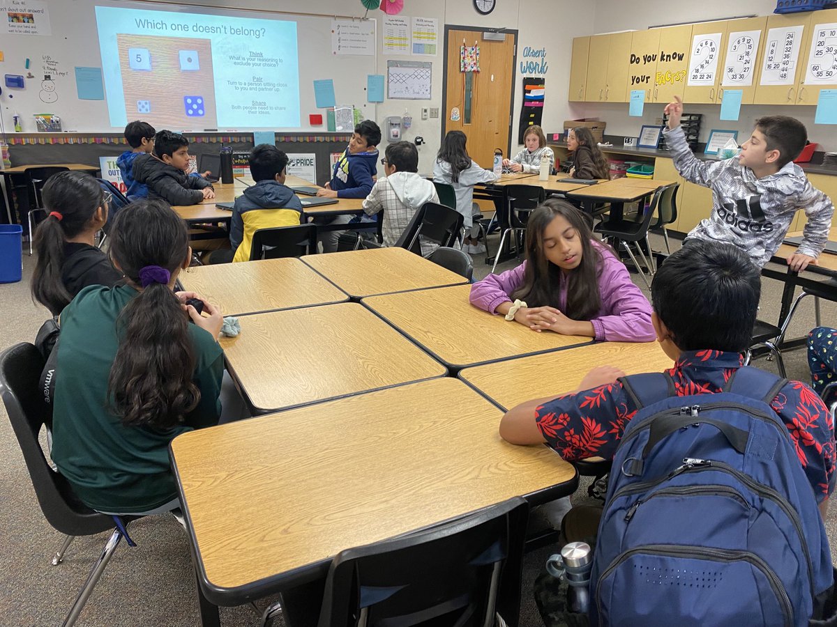 thePost678's tweet photo. Advanced classes on block days have more time so today we did a ThinkPairShare over a WODB.  #WICOR ⁦@LindseyBowenDLC⁩ https://t.co/h9Kh9cTwBM