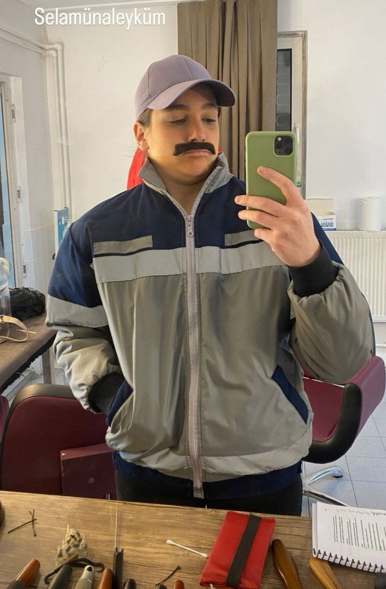aksi_zm's tweet photo. Evimin direyi,kocum benim🚜🧢 https://t.co/axCMVFkItd