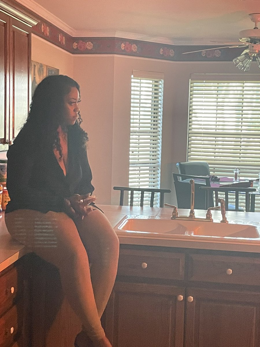 tank_stinson's tweet photo. Normally I’m behind the camera. This time got to be in front. 
I was asked to be in Courtney Rose’s video for the song “Closer” of her new album Matters of the Heart. Got some BTS of the set up. #singledroppingsoon 

#courtneyrose #closer #mattersoftheheart # https://t.co/xehQGYDhR3