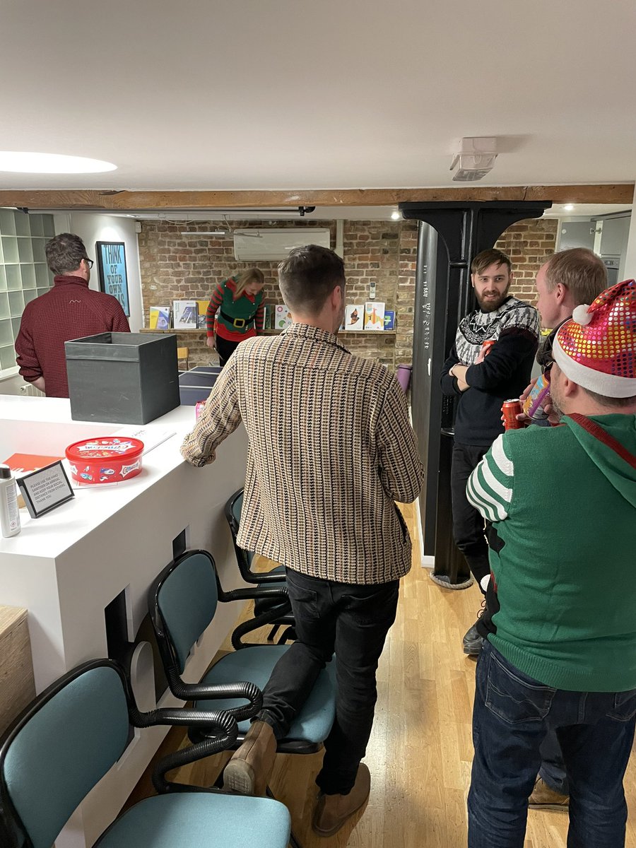 tothepoint tweet media