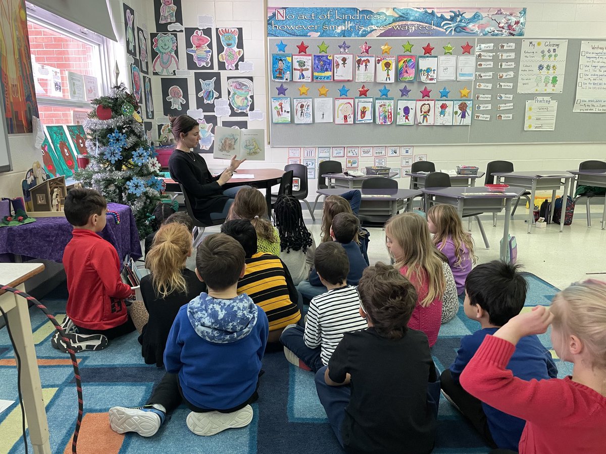 Our UOttawa student teacher presenting a lesson on Kindness. Fantastic job. ⁦<a href="/HolySpiritOCSB/">Holy Spirit School</a>⁩ ⁦<a href="/ccostantini11/">Courtney Costantini</a>⁩