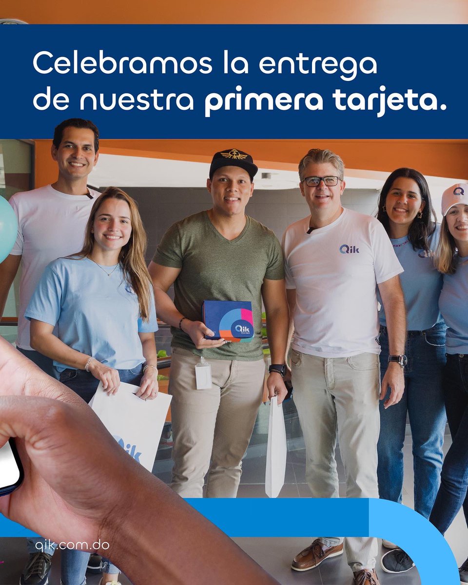 QikBanco's tweet photo. Hoy #Qik cumple un mes de haber iniciado sus operaciones. Gracias a las miles de personas que se han inscrito en nuestra lista de primeros clientes, a los que han compartido con sus amigos la noticia y a los que ya tienen su tarjeta en sus manos. 💙🙌

#QikBanco #QikBancoDigital https://t.co/heQ0EHExrd