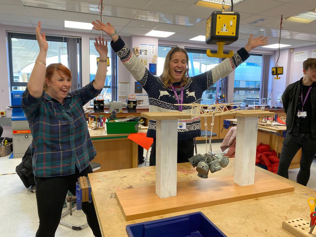 ExeterConsort's tweet image. 🧑‍🎨 🎨 Our trainees finished the year off with a sprinkle of creativity today as they learnt all about teaching DT and Art. This included building bridges, preparing tiles from polystyrene and printing to make cards.