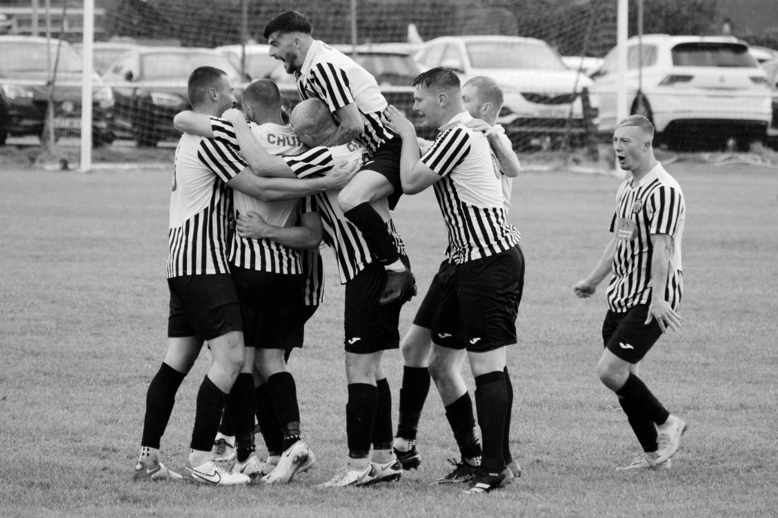 Fingers crossed that the weather will behave itself and we can travel to Pickering Town safely on Saturday 🤞

Would be the Stan’s first ever visit of Mill Lane! ⚫️⚪️ #FollowTheStan