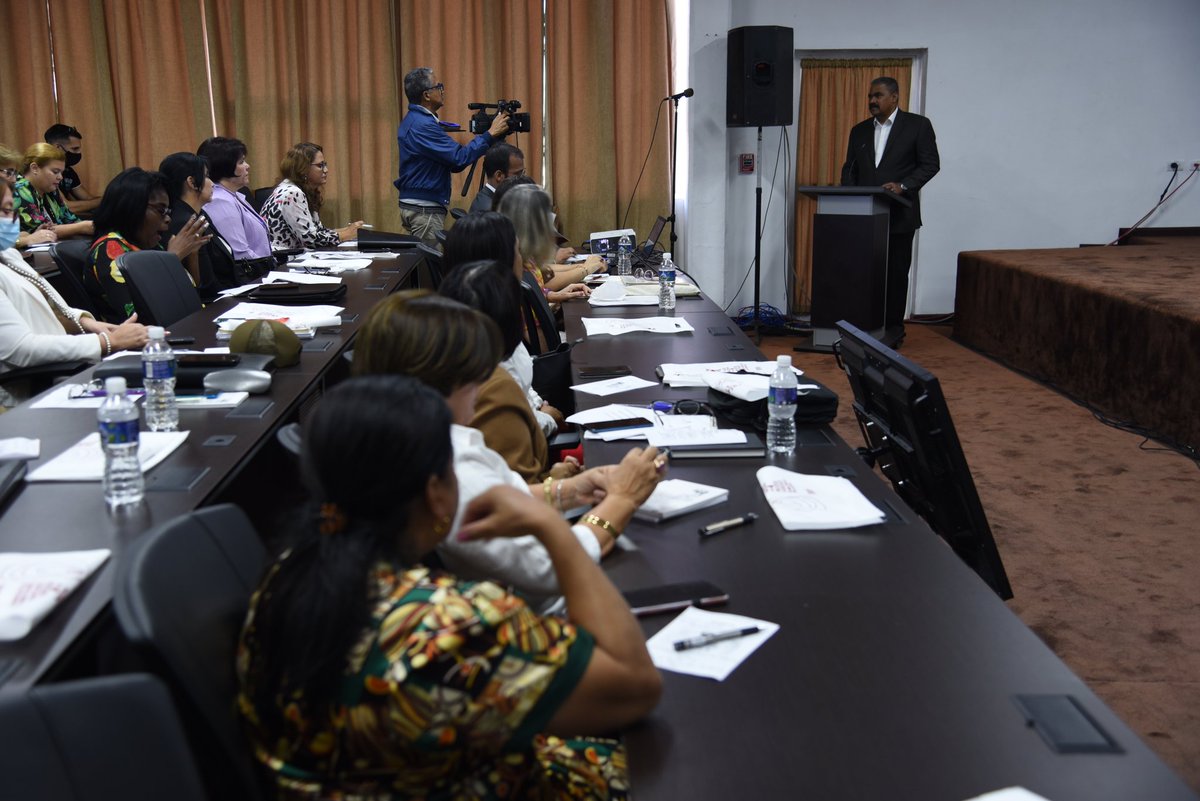 Comenzó esta mañana el Taller nacional de los procesos judiciales sobre el Derecho de las Familias, valiosa oportunidad para fortalecer capacidades de cara a la actividad judicial en ese ámbito.
#Cuba 
#JusticiaEfectivaYTransparente