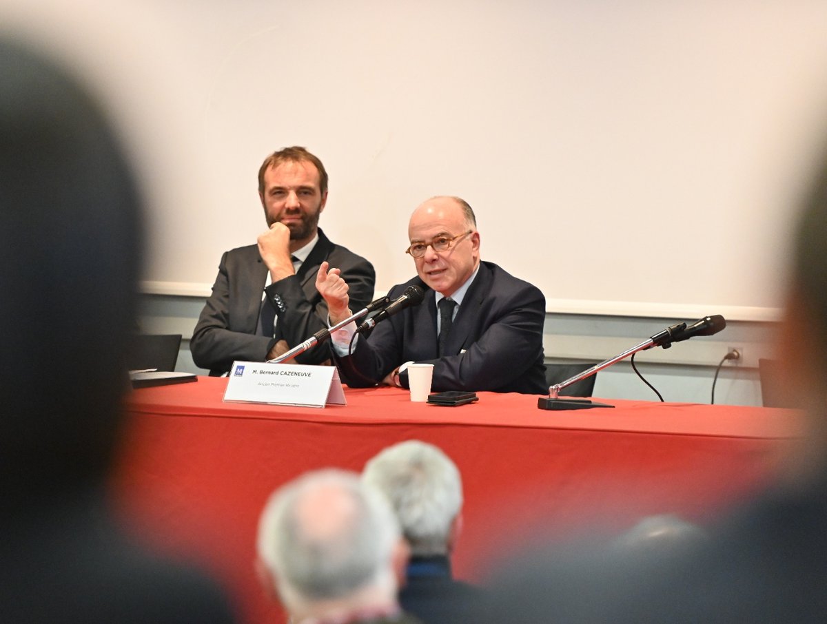 montpellier_'s tweet photo. Retour sur le colloque sur la sécurité et le cadre de vie à Montpellier qui se tenait aujourd'hui👮‍♂️👮‍♀️
🤝 En partenariat avec la @Faculte_DSP_UM
 et le @ffsunews
📸 En présence de @MDelafosse et de @BCazeneuve, ancien premier ministre https://t.co/BlufR0x1RC