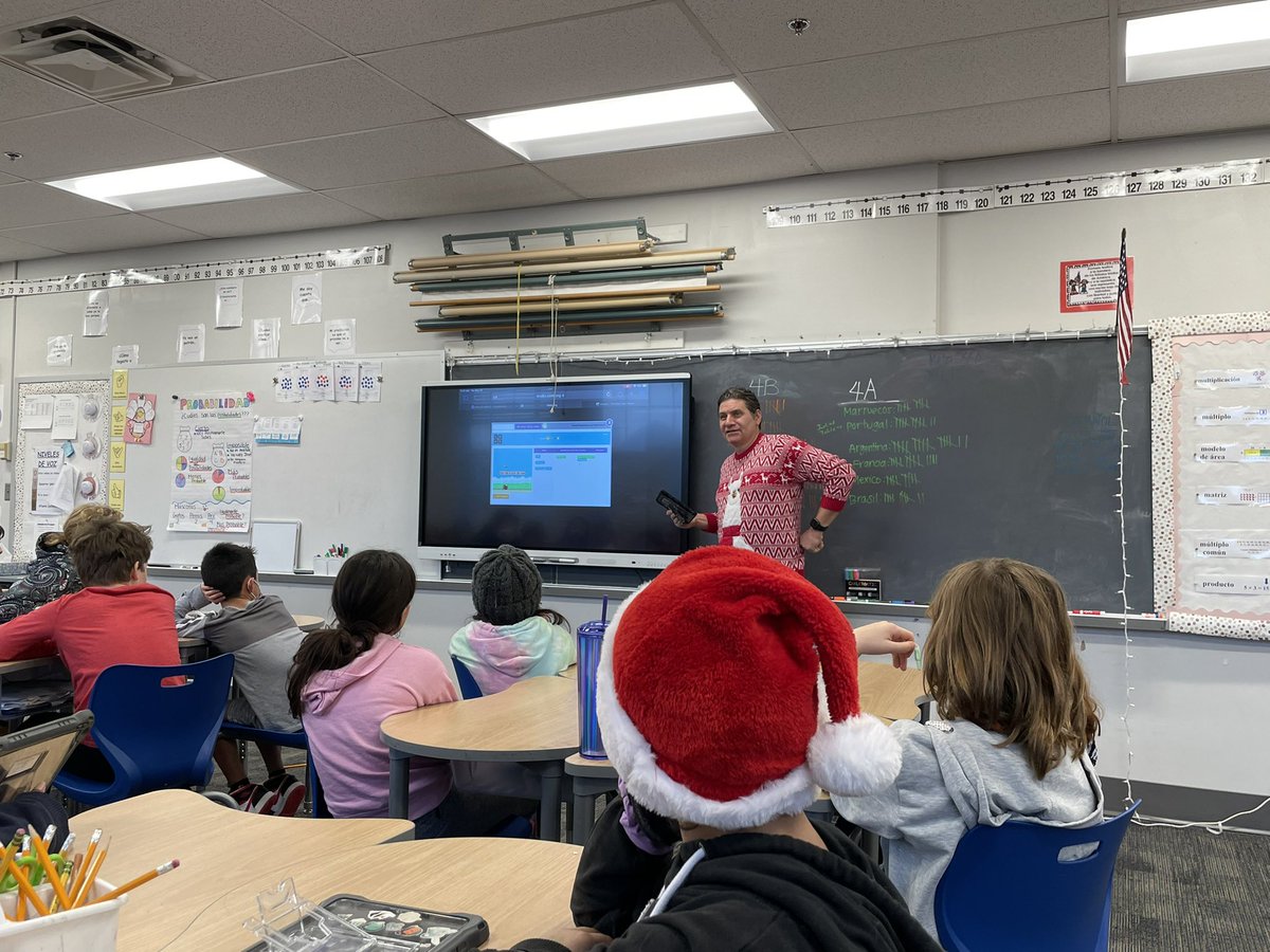 Grateful for my long time colleague <a href="/KeyAPSITC/">Paul Maniscalco</a>    Mr.Man! Doing the heavy lifting during hour of code <a href="/EscuelaKeyAPS/">Escuela Key Elementary</a> <a href="/hourofcode/">Hour of Code</a> #somoskey <a href="/KeyFantastic4th/">4th Grade</a>