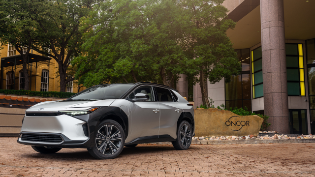PayrollRocks's tweet photo. Toyota Announces Collaboration with Oncor to Accelerate EV Charging Ecosystem #Toyota https://t.co/kyvNZnird8 https://t.co/eOKltdmSD3