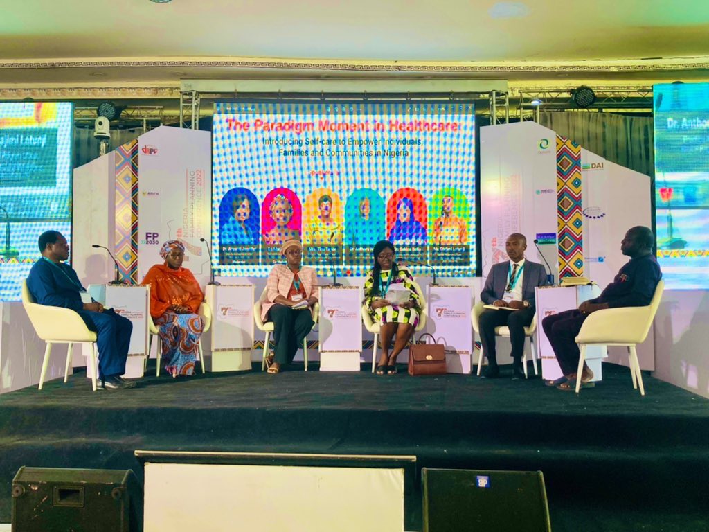DISCinNigeria's tweet photo. Our Project Director @anthony_nwala driving the discussion on self inject with learnings from the @DISCinNigeria project at the #NFPC2022 plenary session on “The paradigm Moment in Healthcare: Introducing Self Care to Empower Individuals, Families and Communities in Nigeria”. https://t.co/Iu7obPg4P6