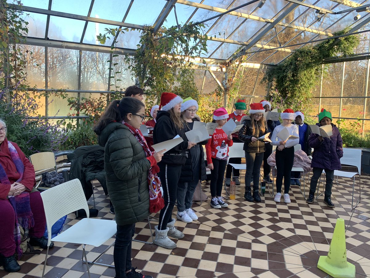 MrsLeeBPS tweet media