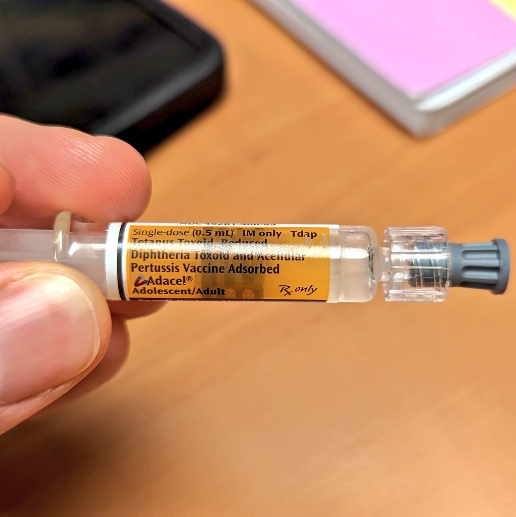 Posting this picture of the #tetanus booster I just got because apparently the 🌎🌍🌏 still needs doctors to endorse vaccines. #VaccinesWork