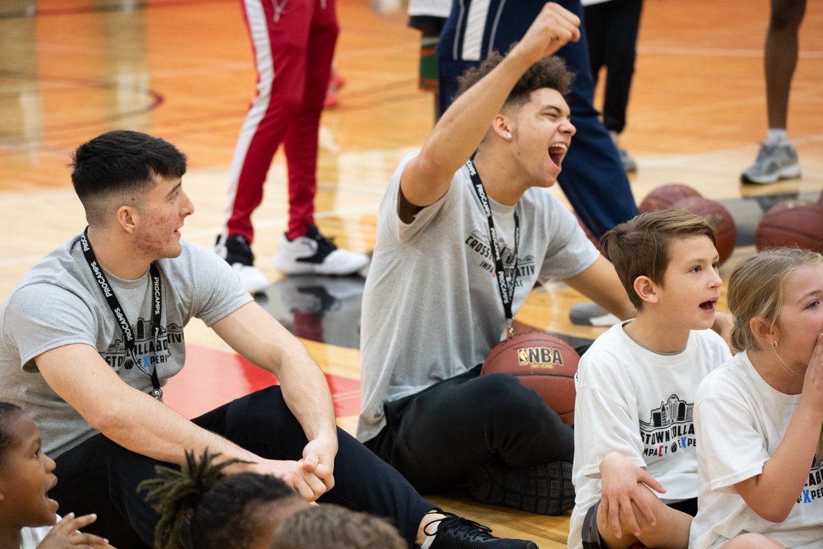 ProCamps's tweet photo. We had a blast at the Crosstown Collaborative Impact Camps this past weekend. Thank you to the players and campers for their effort in making last weekend a great experience! 🙌 

#crosstowncollab #youthsports #basketball #experience #procamps https://t.co/9BHIjRm9zx