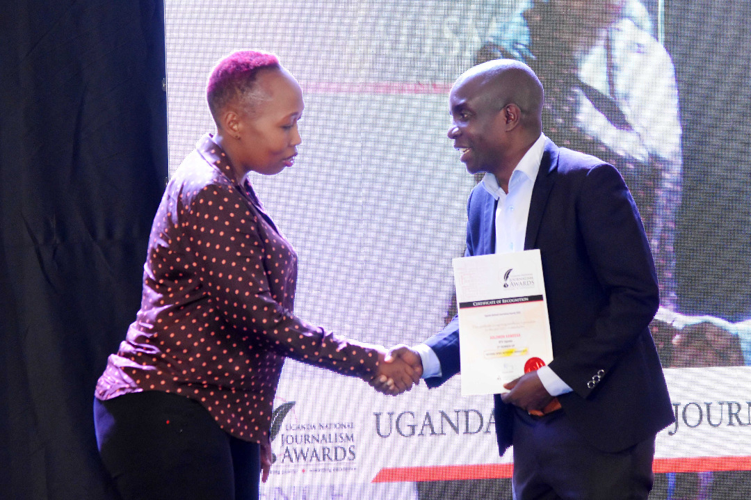 ntvuganda's tweet photo. Our News Reporter Sam Mpoza was recognised as the Second runner-up for Sports Reporting in the Uganda National Journalism Awards. His story https://t.co/3ehO4U36H7 https://t.co/JPKG1IyfKL