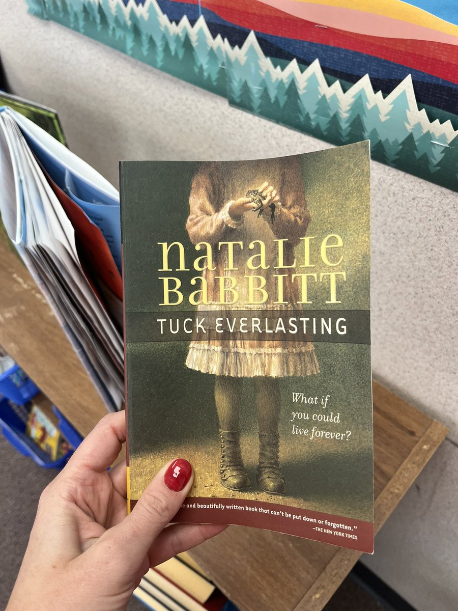 MsCapMES's tweet photo. When your kids beg for more and scream, “Noooo!!!” when you stop read aloud for the day. Loved reading this one with my students ❤️ 📚 💫 https://t.co/TbBYHlZ9RW