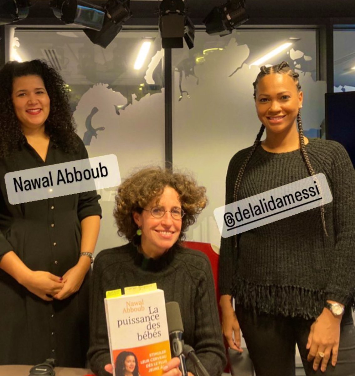 🧠  "85% du cerveau se développe avant 3 ans, quelles choses décisives s’y jouent ? "  

Ravie d’avoir répondue aux questions d’Emmanuelle bastide et des auditeurs (dont de nombreux papas! ) sur la #puissancedesbebes <a href="/8milliardsRFI/">8 milliards de voisins</a>
<a href="/EditionsFayard/">Fayard</a>