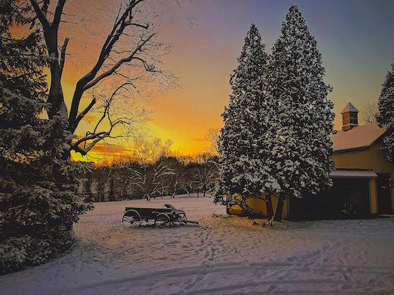 JimMeade7's tweet photo. I was so inspired last night to speak to the Doylestown, PA @TMmeditation center about my book #EndAnxiety. Just a lighthouse of knowledge right there in the fields. Joe and Carole Smith. All over the country and the world are these special places. Amazing. https://t.co/sVE90kPfJE