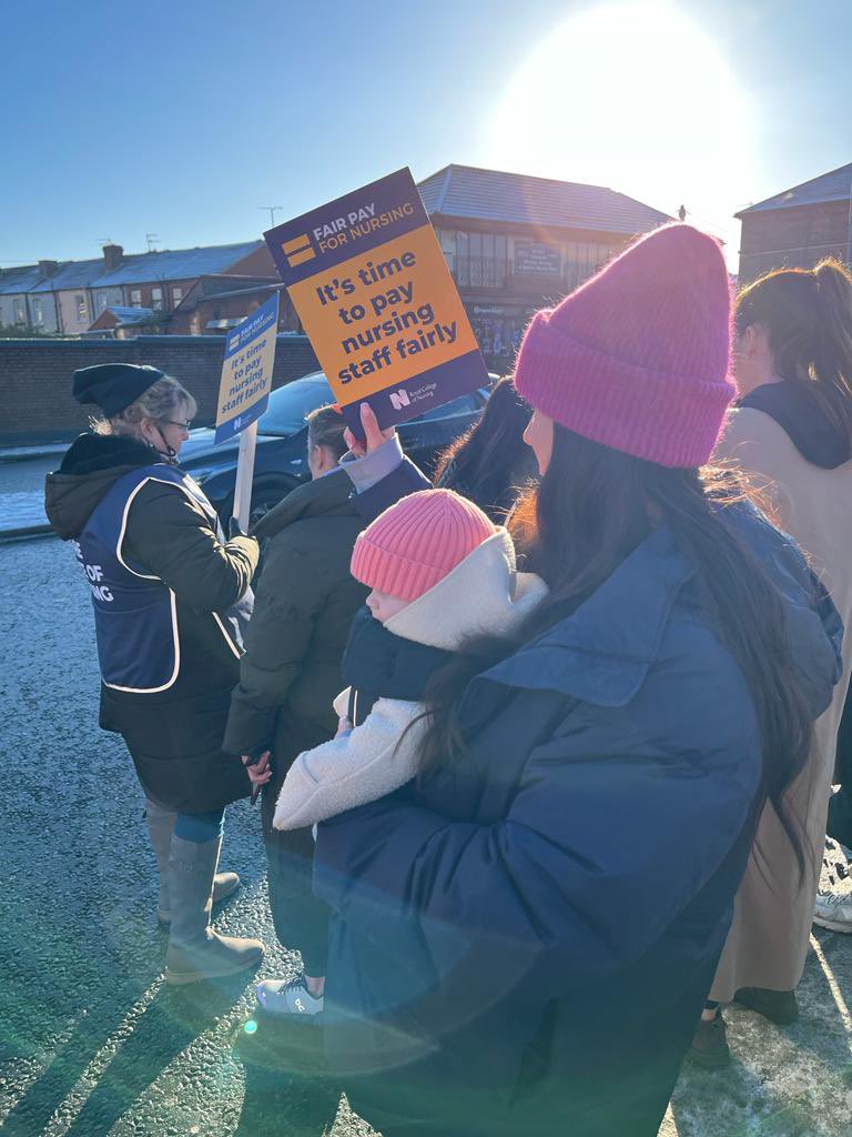 EveFarrell's tweet photo. Start em young ✊🏼 @RCNNorthWest @theRCN https://t.co/EaTrikD2AO