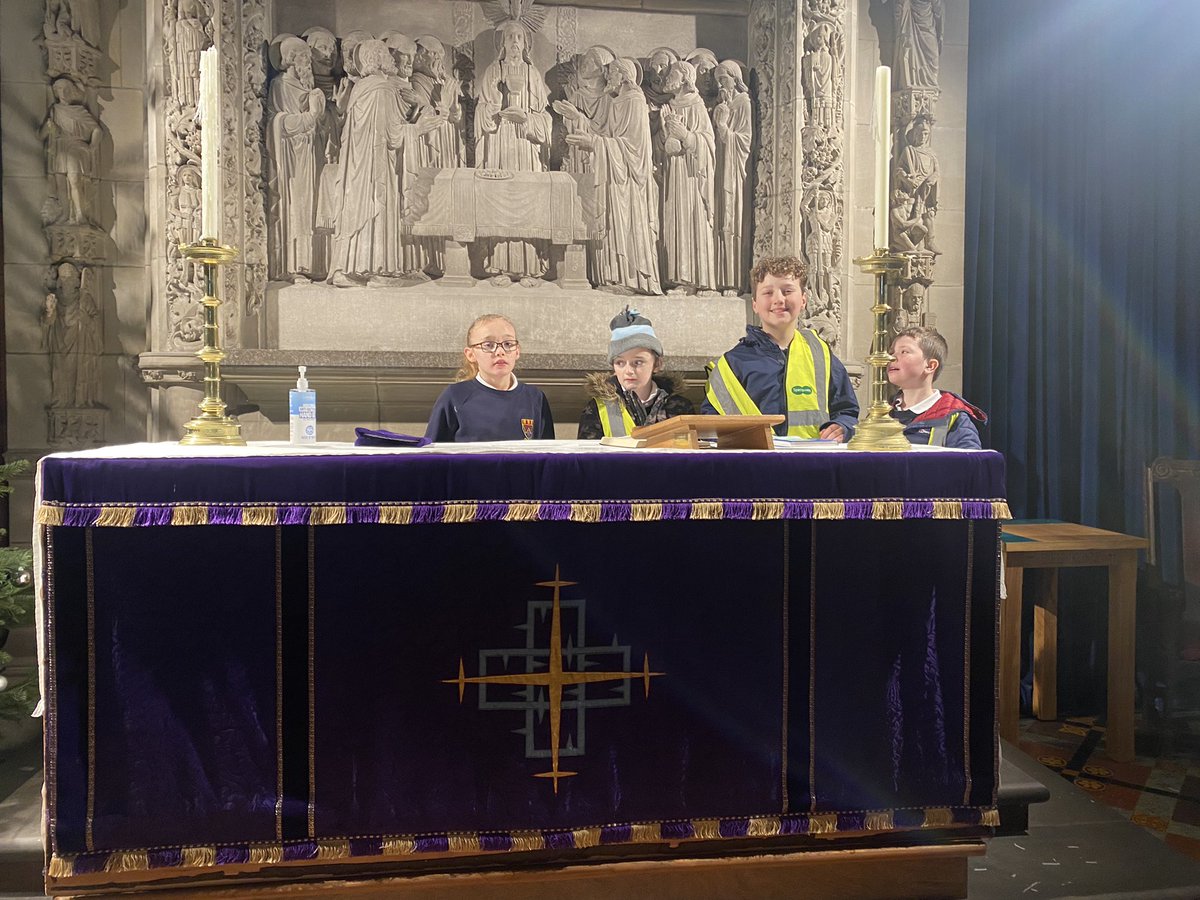 Foxes_RCP's tweet photo. We enjoyed a trip to Holy Trinity church this morning to consolidate all our learning about Christianity this term ⛪️ https://t.co/pA9B6TKTD8