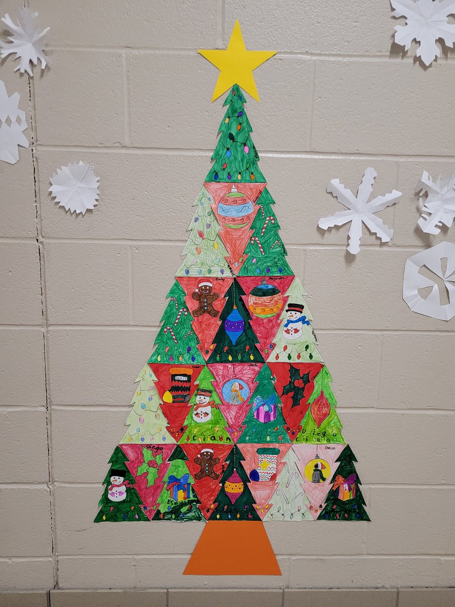When your combined classes only comes to 22 instead of 43, you create a tessellated Christmas tree.❄️🎄❄️ @MlleNogiec @StScholStorm