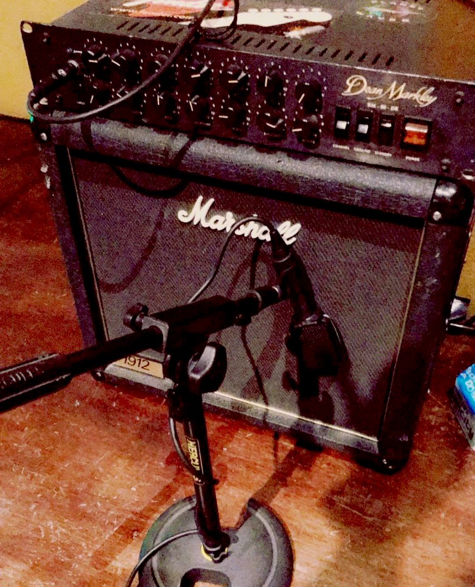 De los mejores amplis 🔥 🫡 #waves
#cumbaya #yaruqui #marshall #gibson #music #protools
#rock #fiesta #shure #chauchas #dw #foket