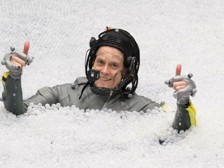 yuriclc's tweet photo. Still thinking about how funny and amazing is the 73 years old Sigourney Weaver playing a 14 years old teenager Na'Vi in #AvatarTheWayOfWater https://t.co/pcEfJnIf4t