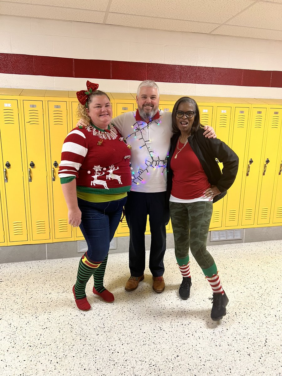 BenSymsMS's tweet photo. We loved the creative ways everyone styled their holiday socks and accessories! Don’t forget to show off you Ugly Sweater tomorrow!! #SpartanStrong #challengeacceptedlevelup #WeAreHCS #spiritweek https://t.co/cMDufVWePp