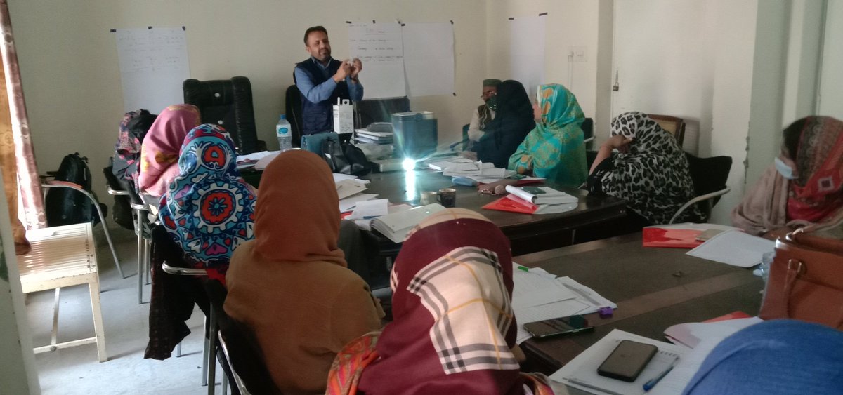 Dha_lodhran's tweet photo. Skilled Immunization Staff training Lodhran https://t.co/ye2oCDfasN